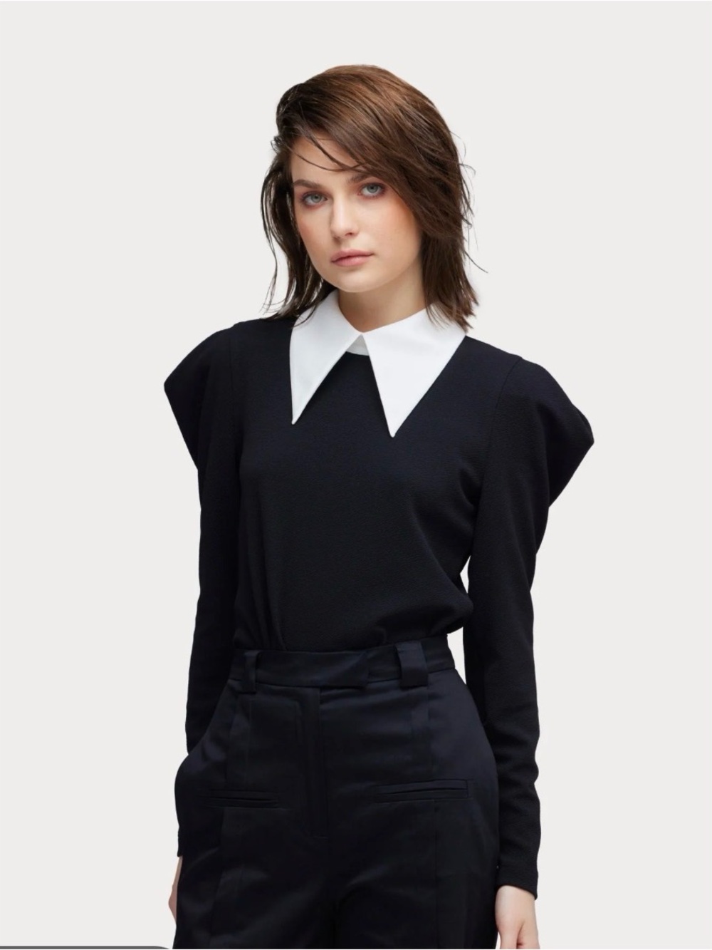Julia Allert Black Ivory Statement Shoulder Blouse XL NWT